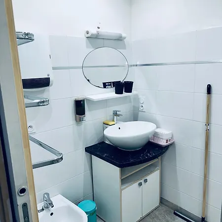 Moderne Mini Maison - Quartier Residentiel Calme Apartmán