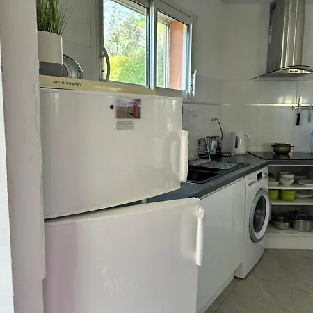 Moderne Mini Maison - Quartier Residentiel Calme