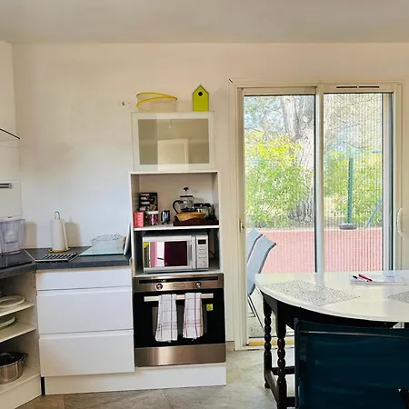 Moderne Mini Maison - Quartier Residentiel Calme