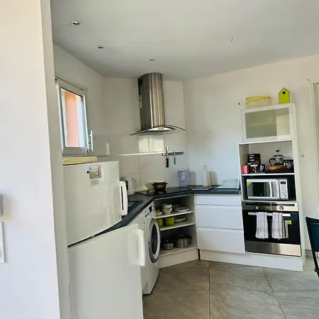 Apartment Moderne Mini Maison - Quartier Residentiel Calme *