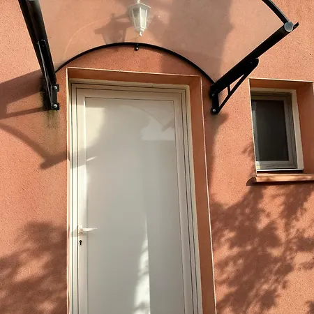 Moderne Mini Maison - Quartier Residentiel Calme *