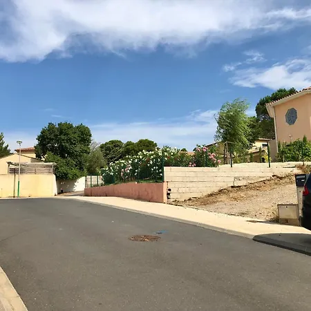 Moderne Mini Maison - Quartier Residentiel Calme